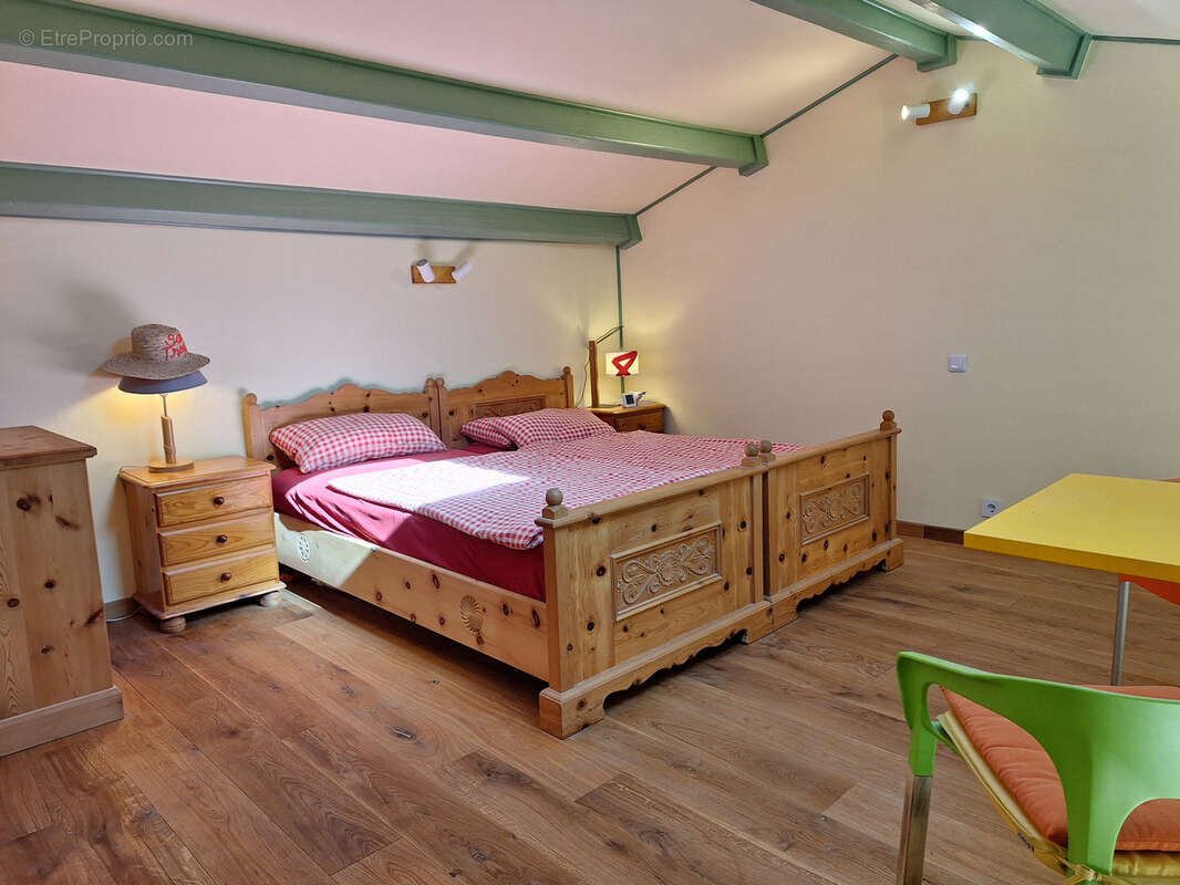 Appartement à GASSIN