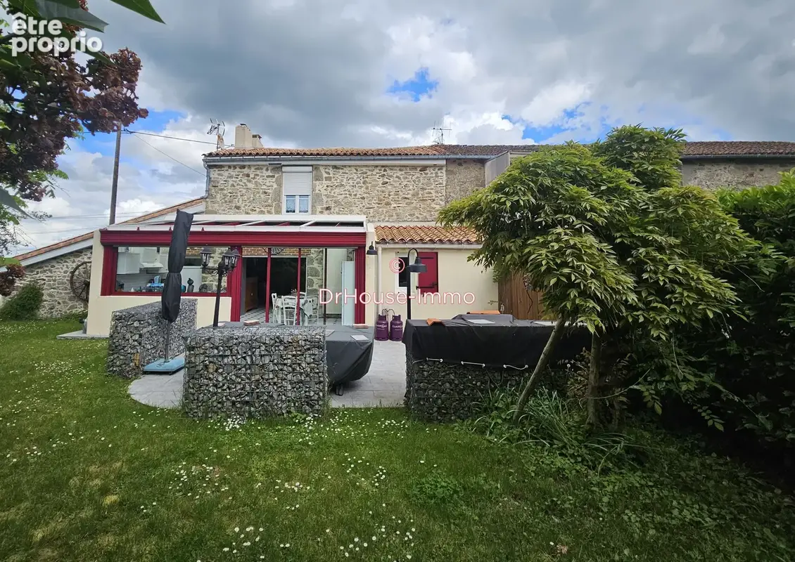 Maison 4 pièces 95 m² à vendre à Parthenay (79200) - photo 6