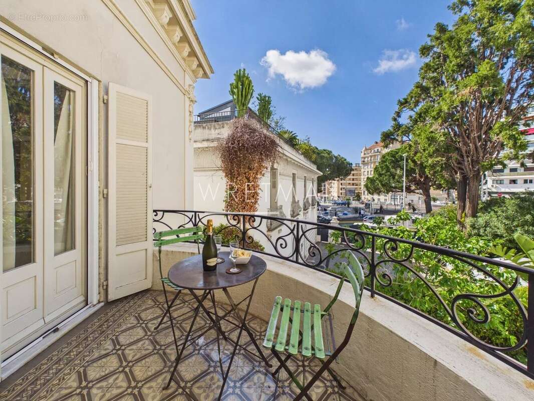 Appartement à CANNES