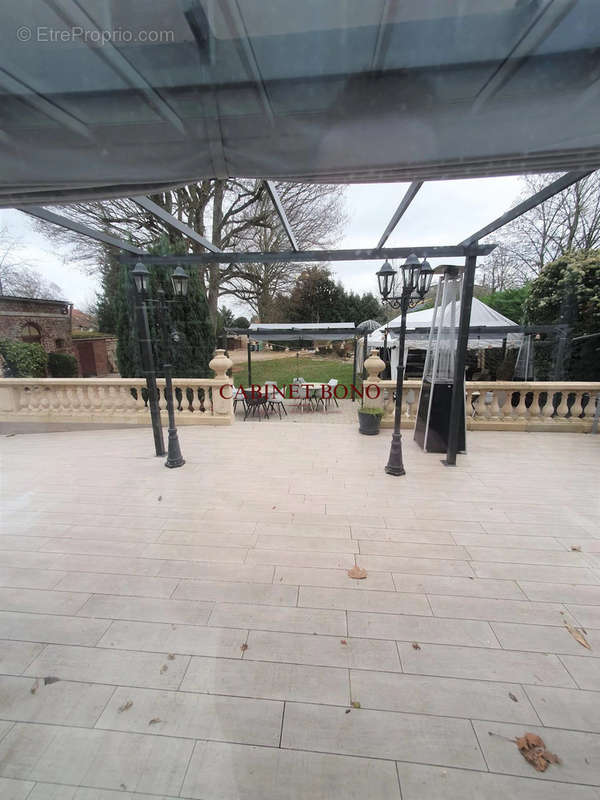 Autre à SAINT-QUENTIN