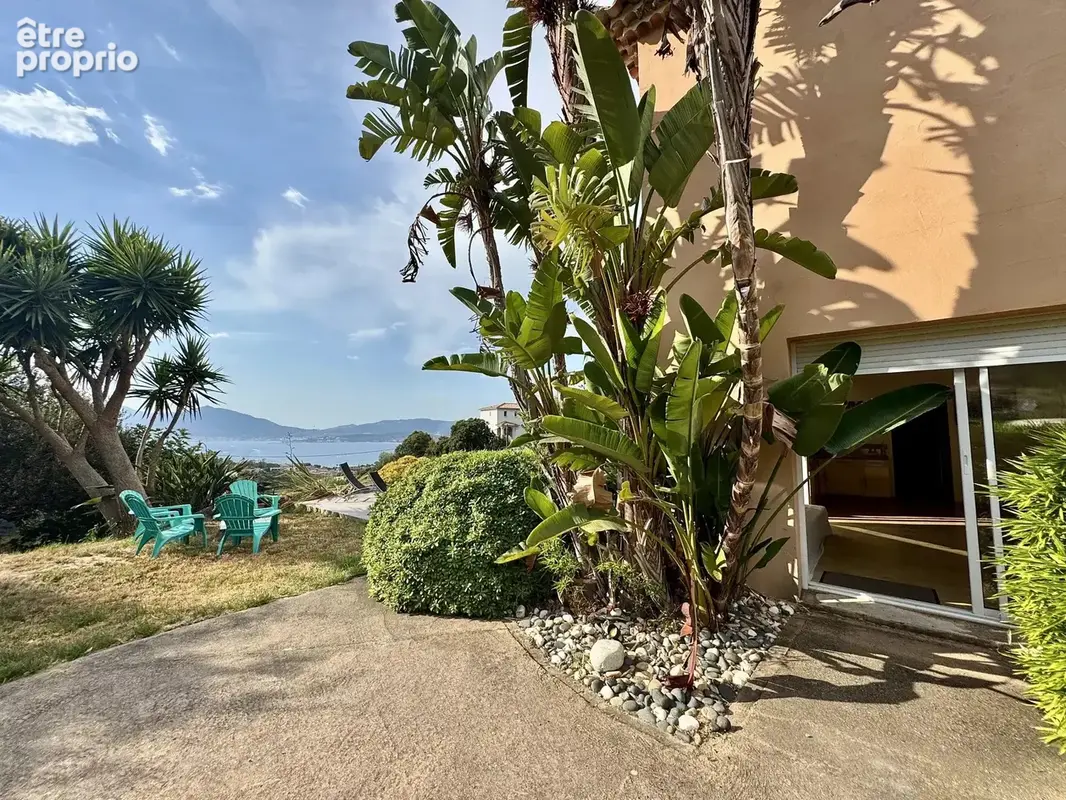 Porticcio – villa avec piscine et vue panoramique sur le golfe d’ajaccio - photo 12