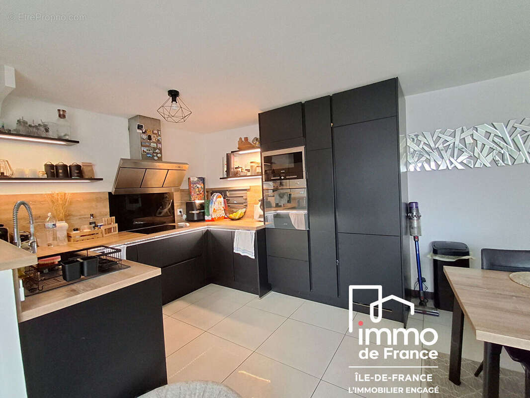 Appartement à MANTES-LA-JOLIE