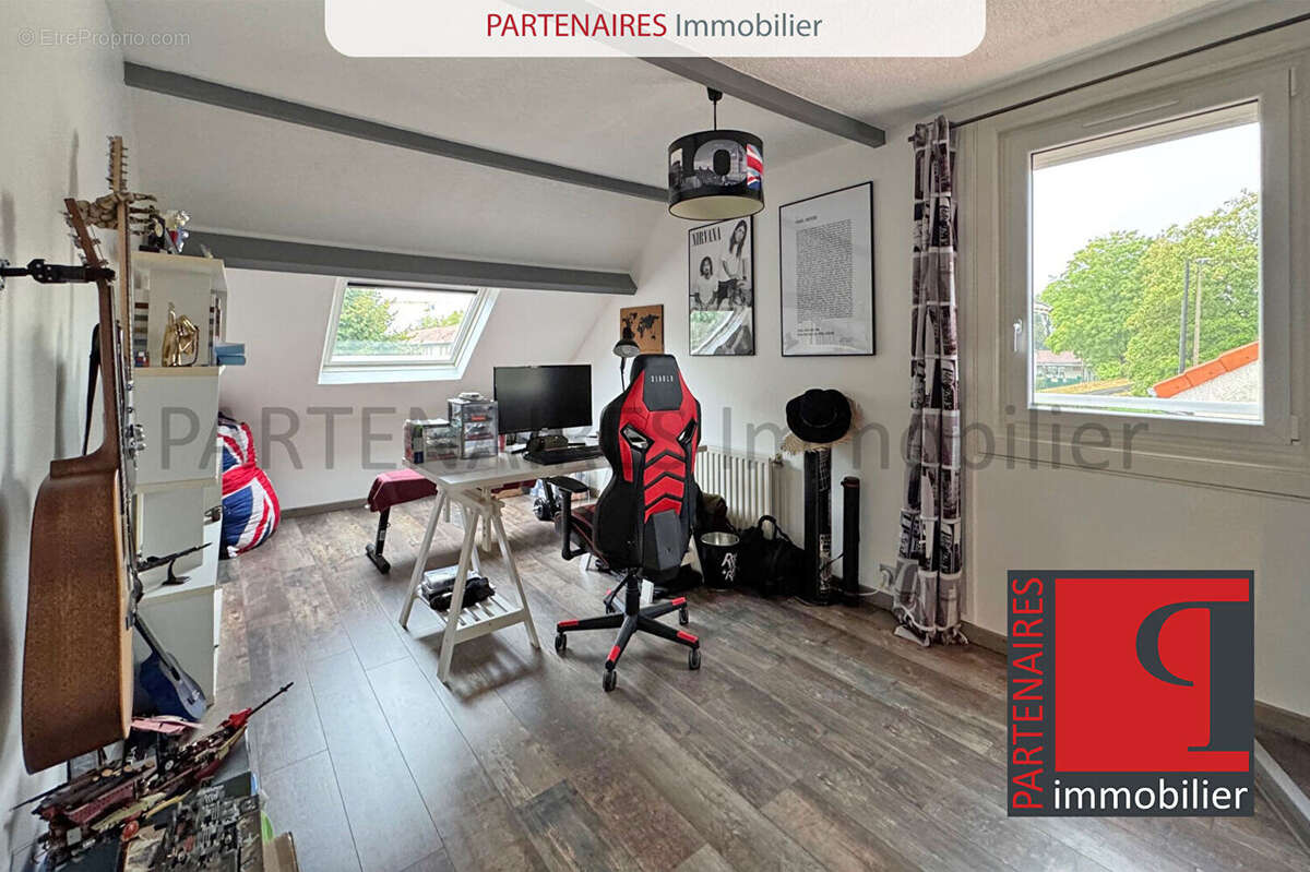 Maison à BOIS-D'ARCY