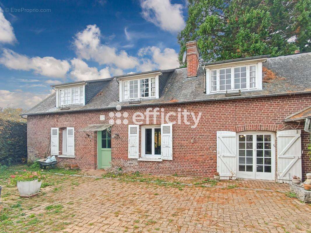 Maison à VANDRIMARE