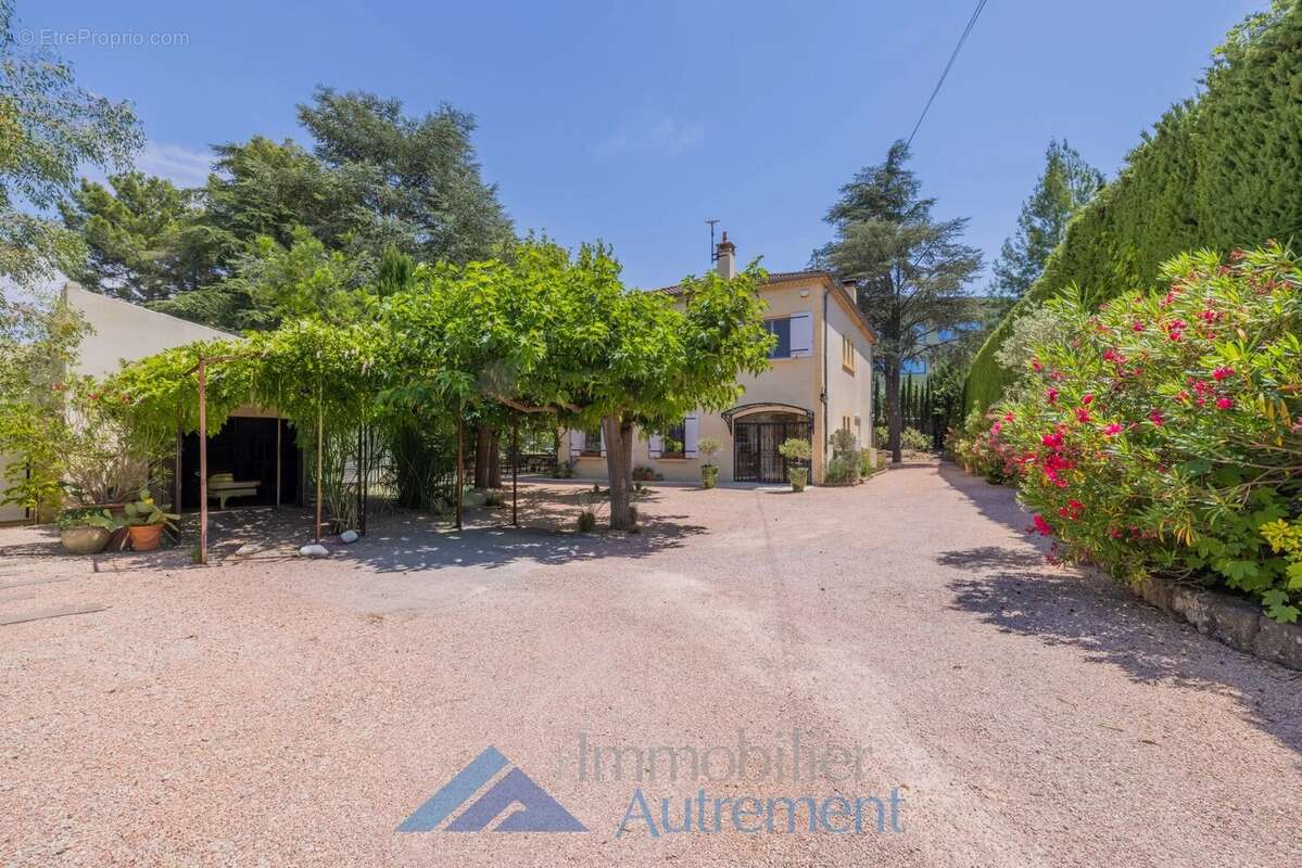 Maison à AIX-EN-PROVENCE