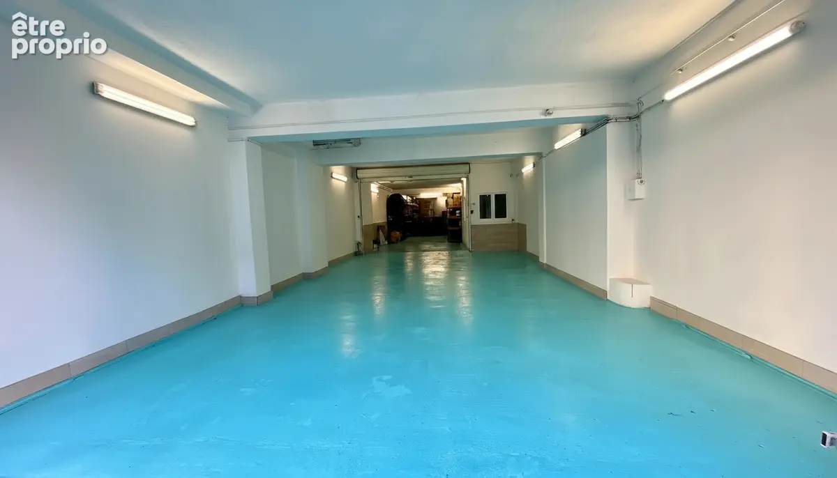 Local commercial 146m² à marseille 5e arrondissement - photo 2