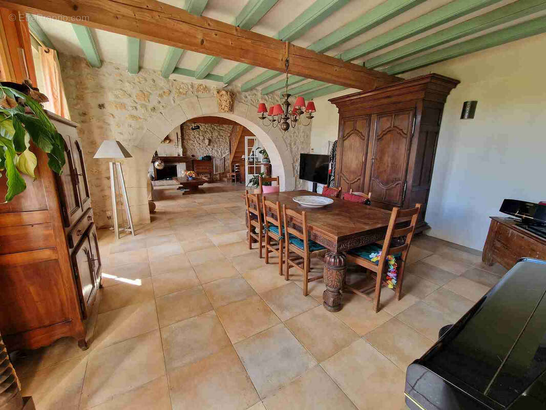 Maison à SAMONAC