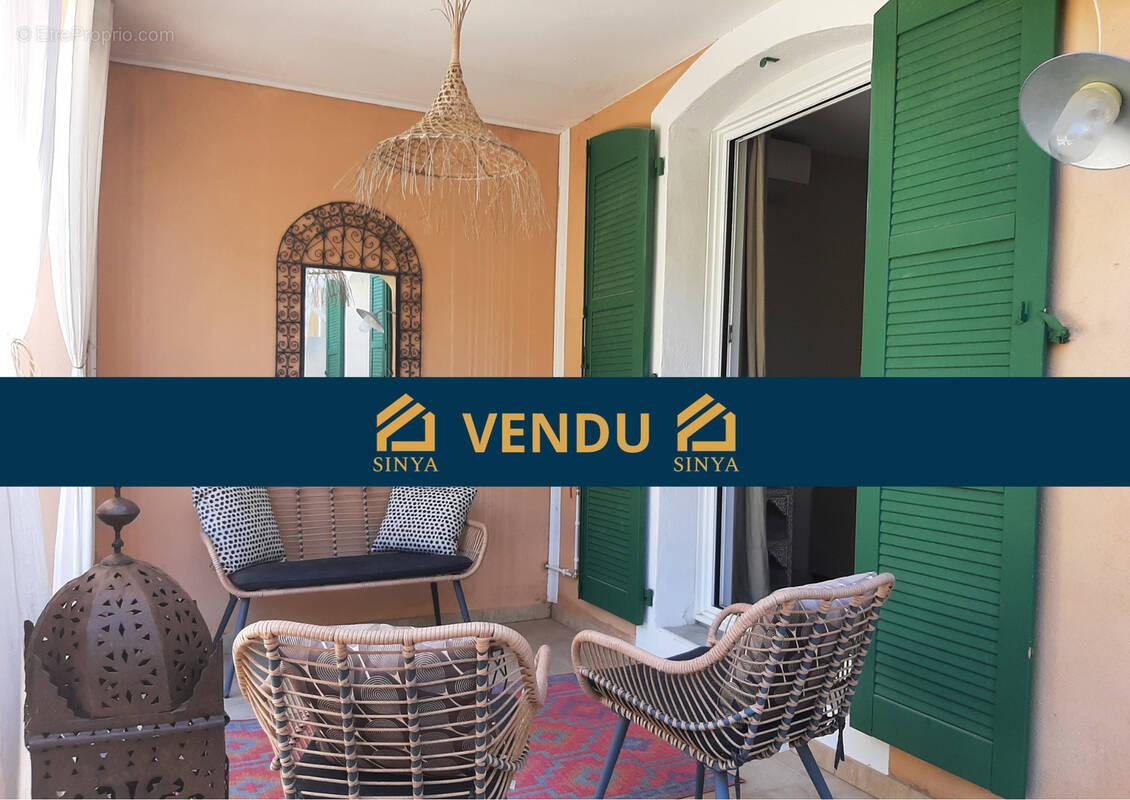 Maison à SAINT-CLEMENT-DE-RIVIERE