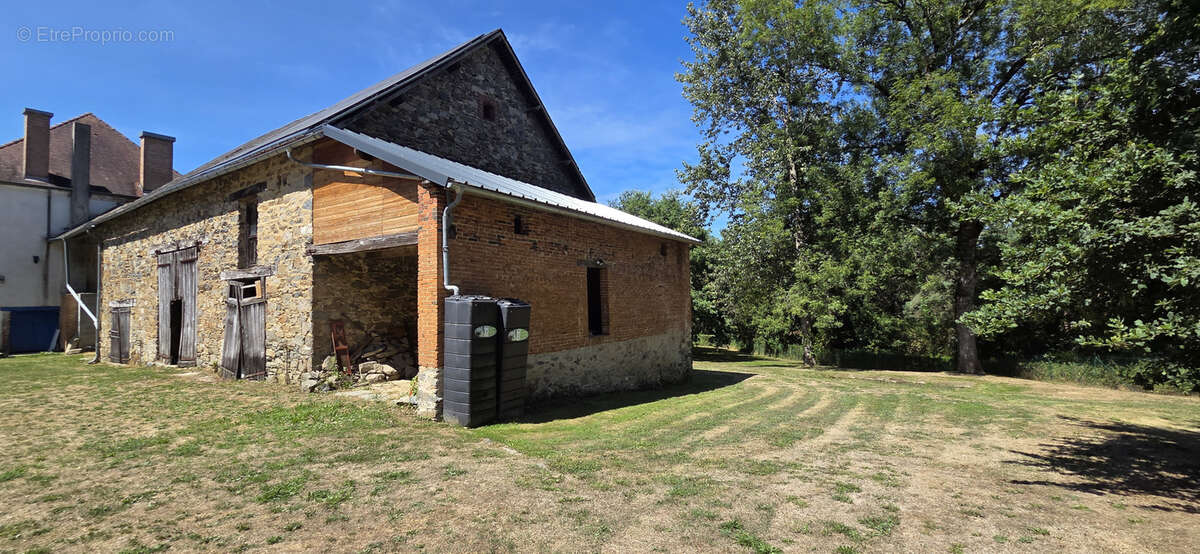 Maison à LUBERSAC