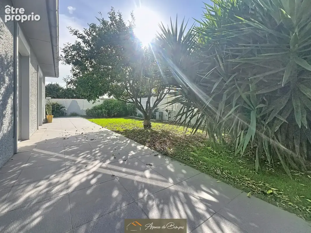 Secteur residentiel - villa 3 faces 82 m2 hbts  sur 443 m2 de terrain  -  garage -jacuzzi - photo 9