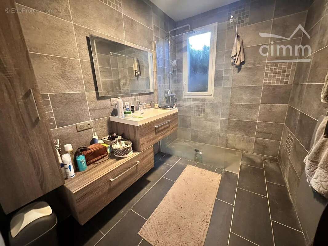 Maison à CONGIS-SUR-THEROUANNE