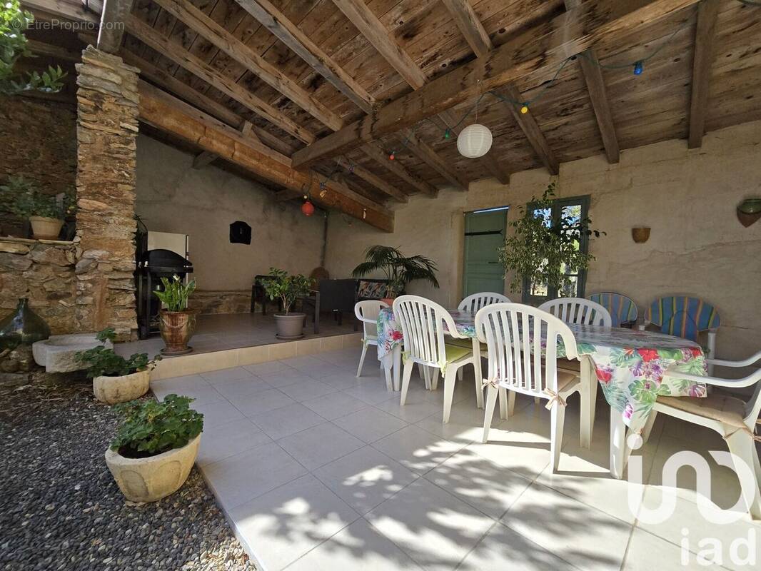 Photo 1 - Maison à VILLENEUVE-LES-CORBIERES