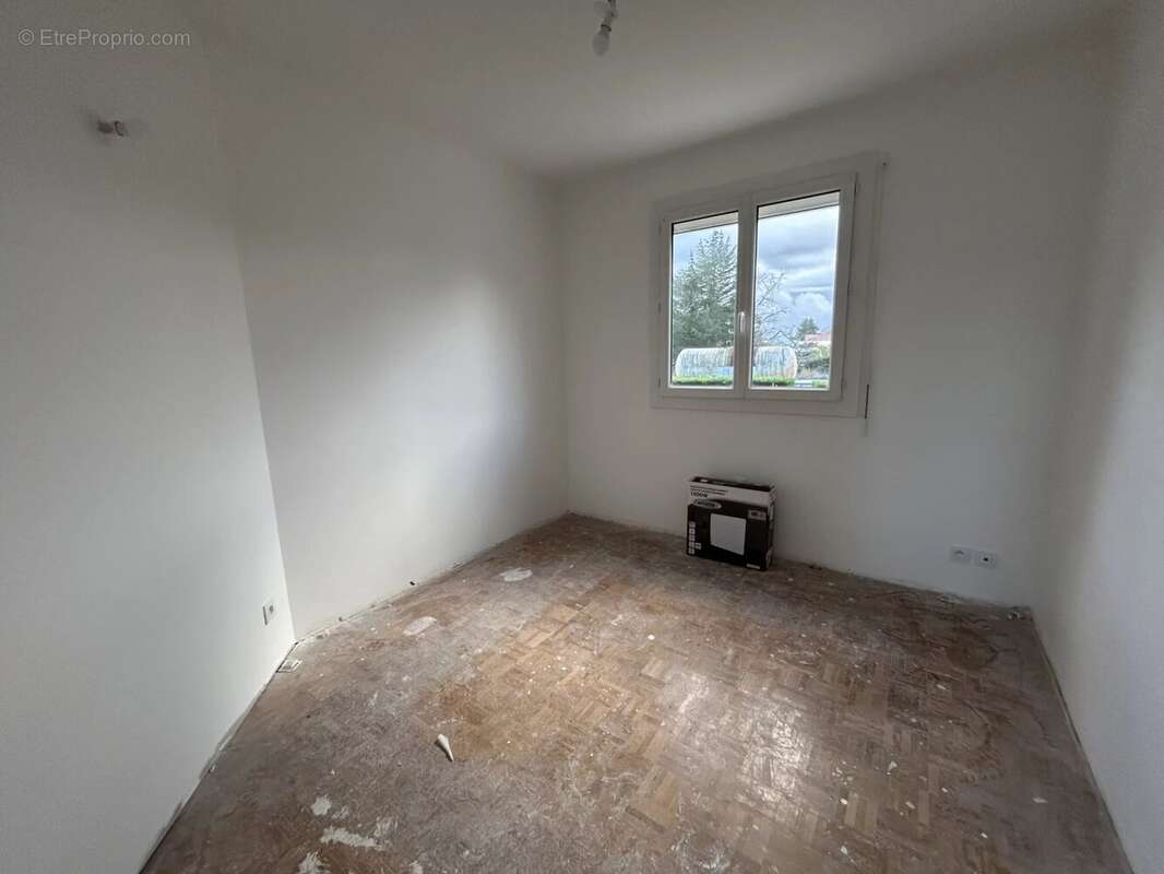 Appartement à SEMOY