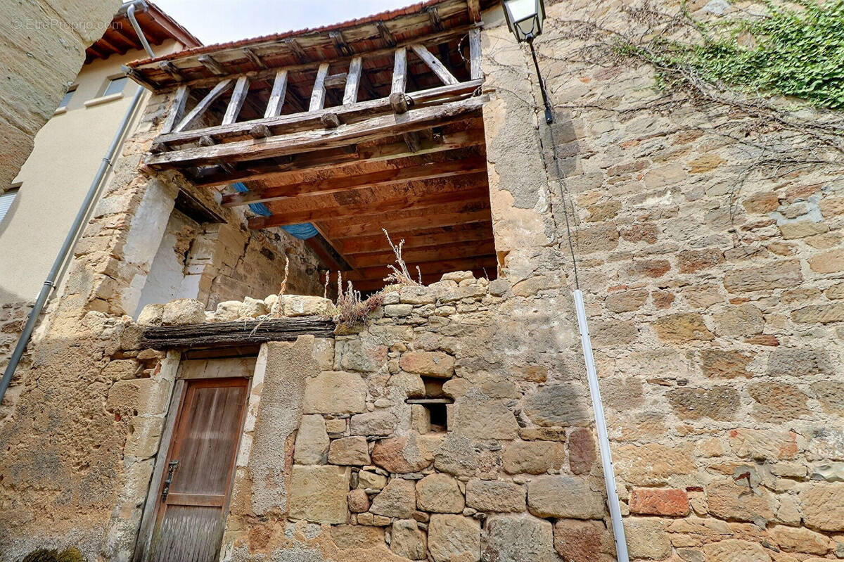 Maison à CARDAILLAC