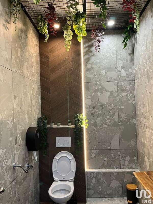 Photo 8 - Commerce à NANTERRE