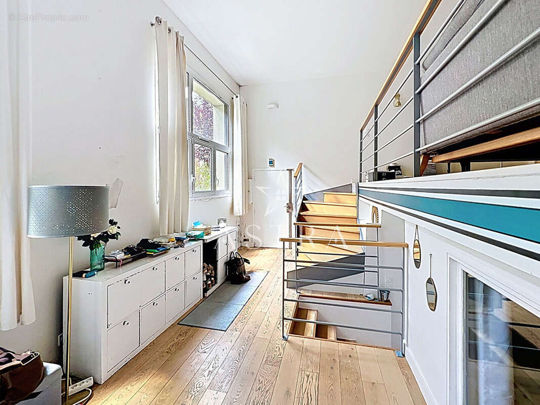 Appartement à MONTROUGE