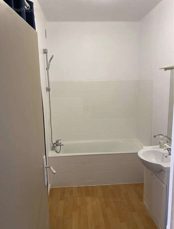 Appartement à FOUGERES