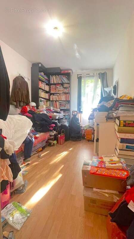 Appartement à GENNEVILLIERS