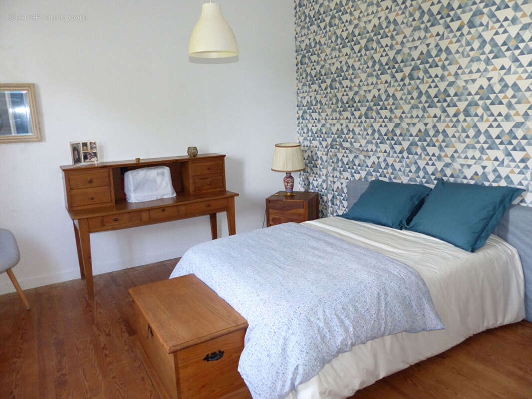 Villa rénovée de 6 pièces sur 1150 m² de terrain, HABAS centre bourg - photo 4