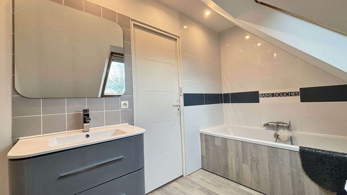 Maison à CHATEAUDUN