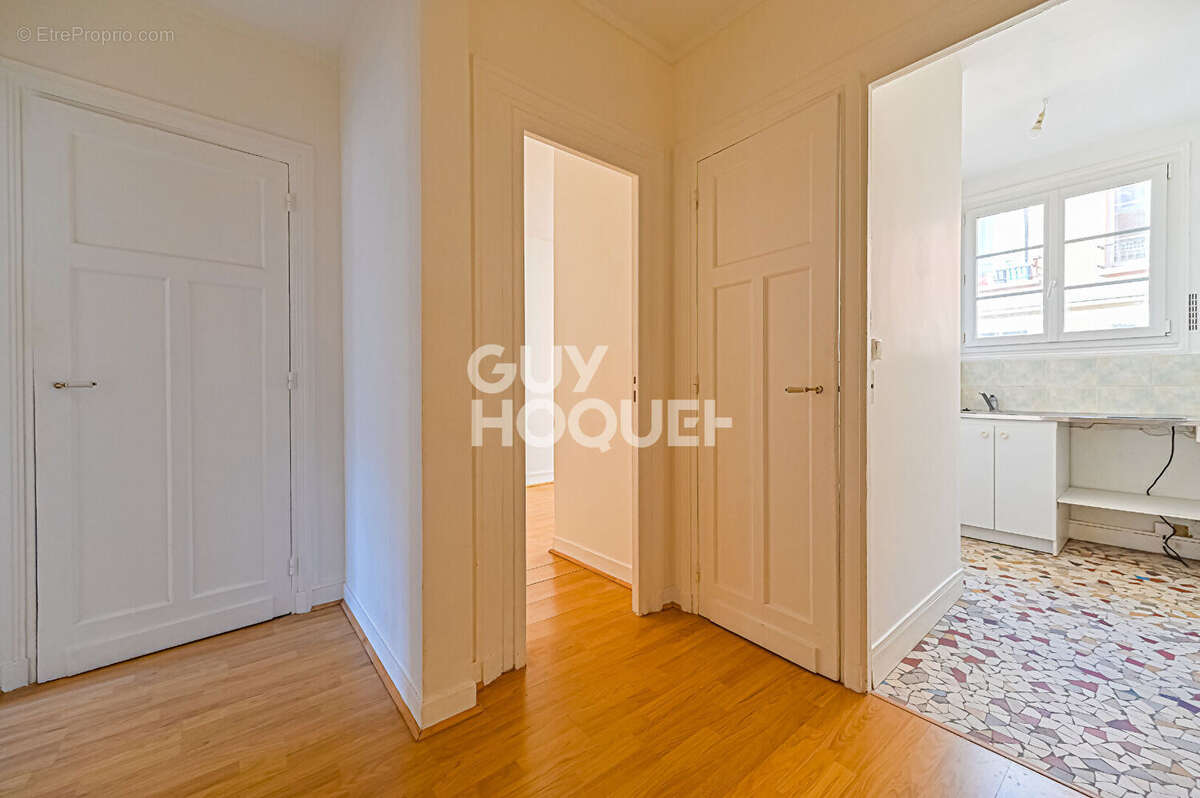 Appartement à PARIS-12E