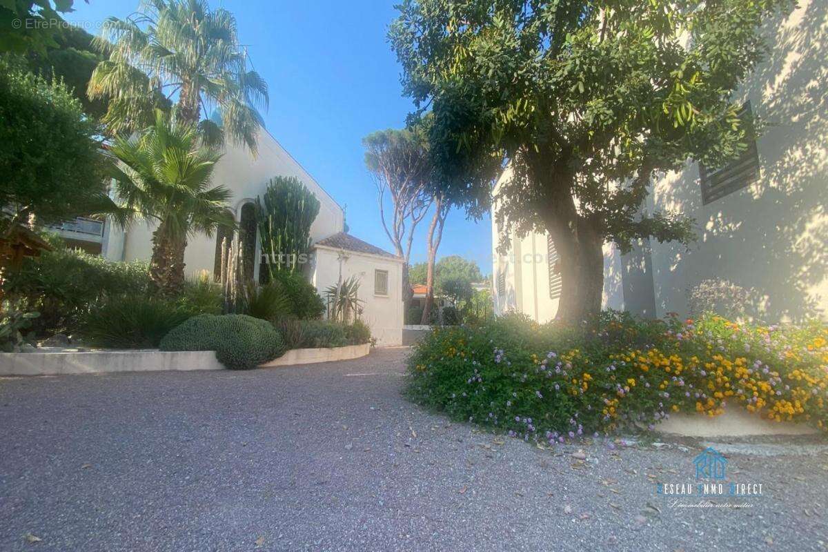 Appartement à SAINT-RAPHAEL