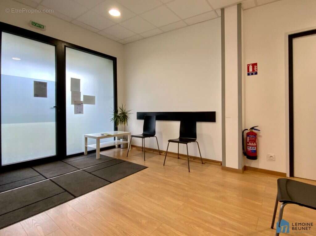 Commerce à GRAND-FOUGERAY