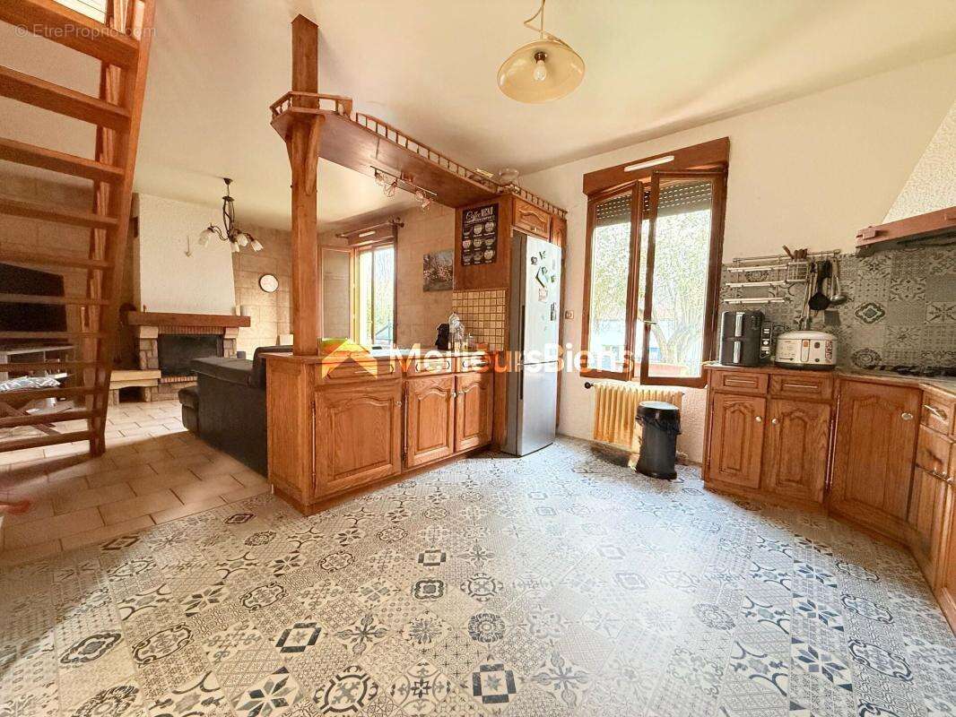 Maison à AUVERS-SUR-OISE