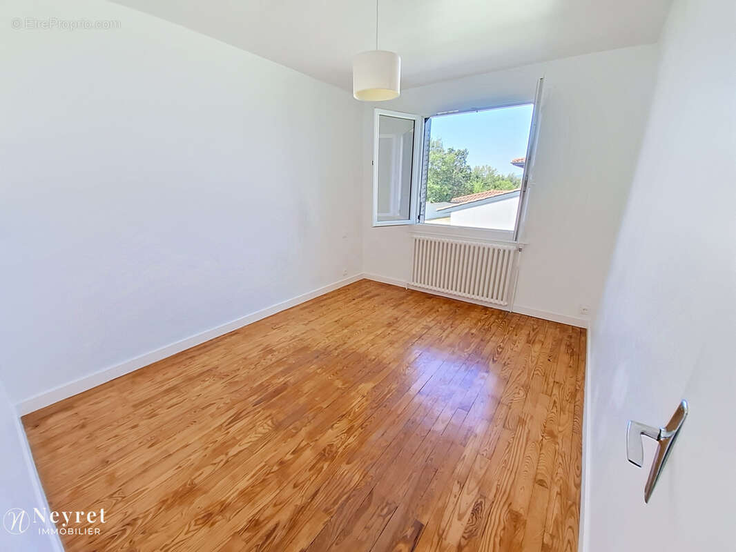A ne pas rater ! Maison individuelle de 147 m2, 5 chambres avec garage de 29m2 sur 564 m2 clos et arboré - photo 10