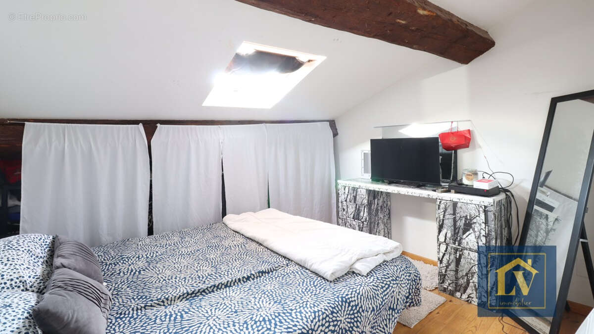 Appartement à PEZILLA-LA-RIVIERE