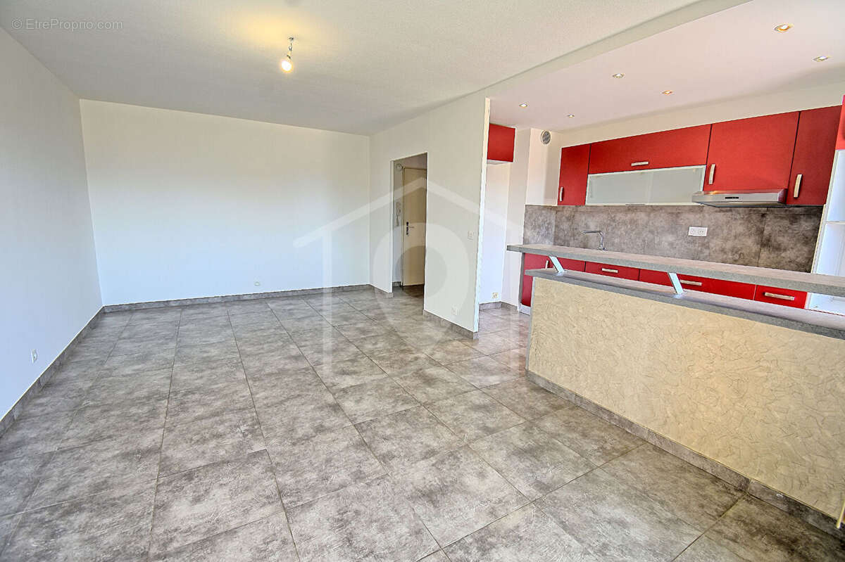 Appartement à LE CANNET