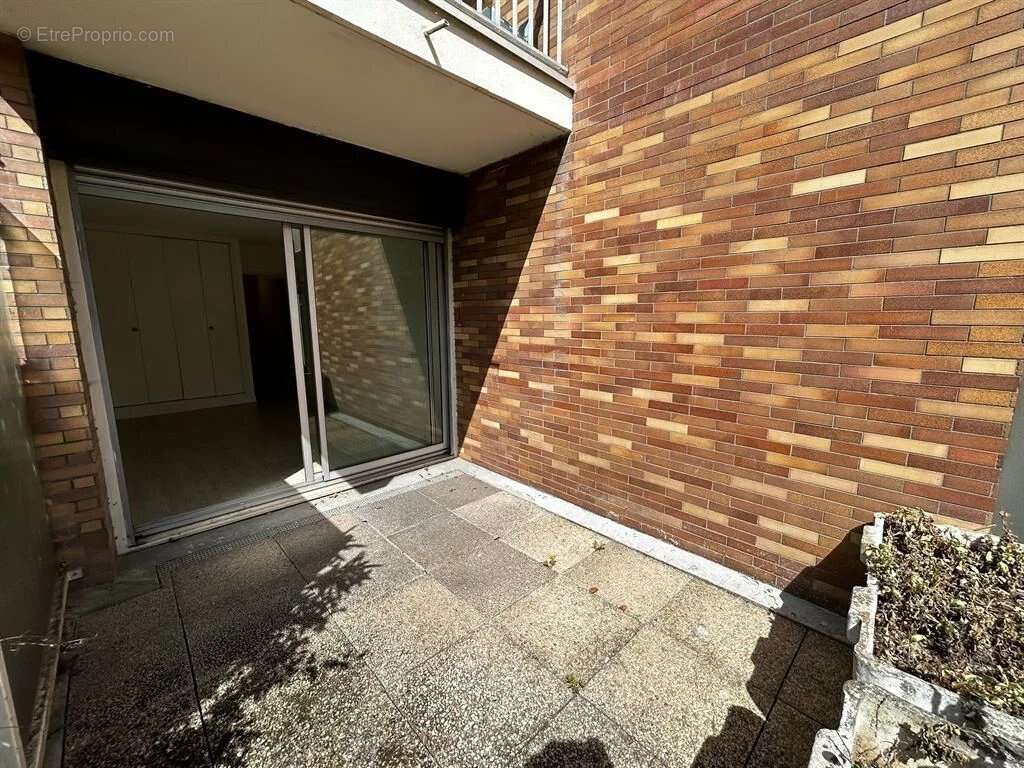 Appartement 71 m² à Paris-11e  - photo 7