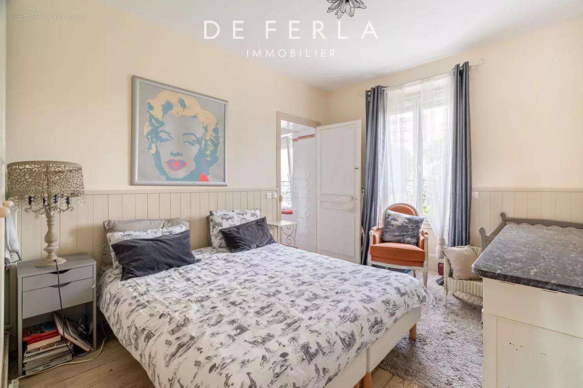 Maison à SAINT-MAUR-DES-FOSSES