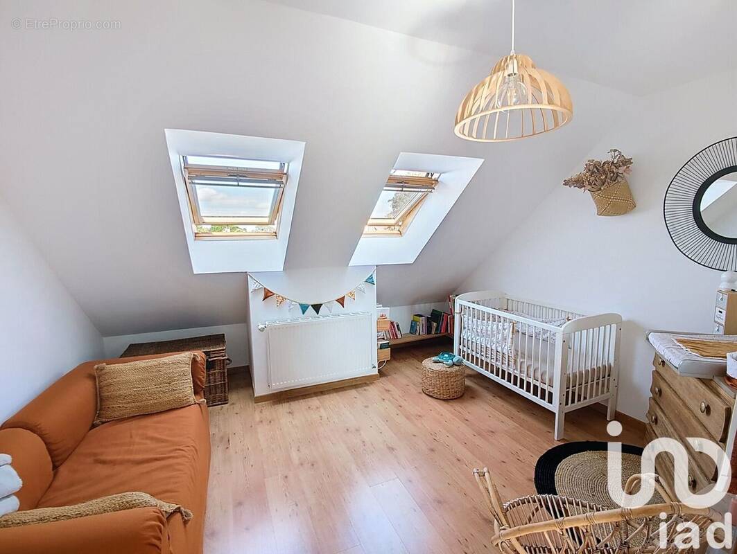 Photo 1 - Maison à ALLONVILLE