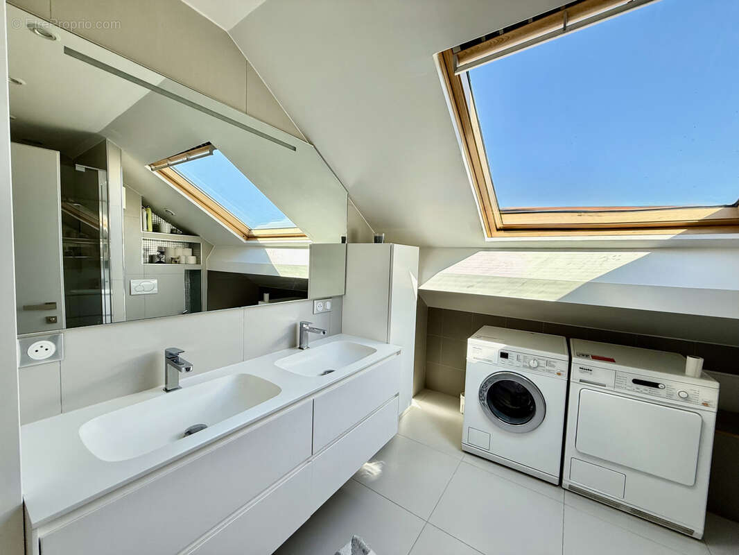 Maison à LE PLESSIS-ROBINSON