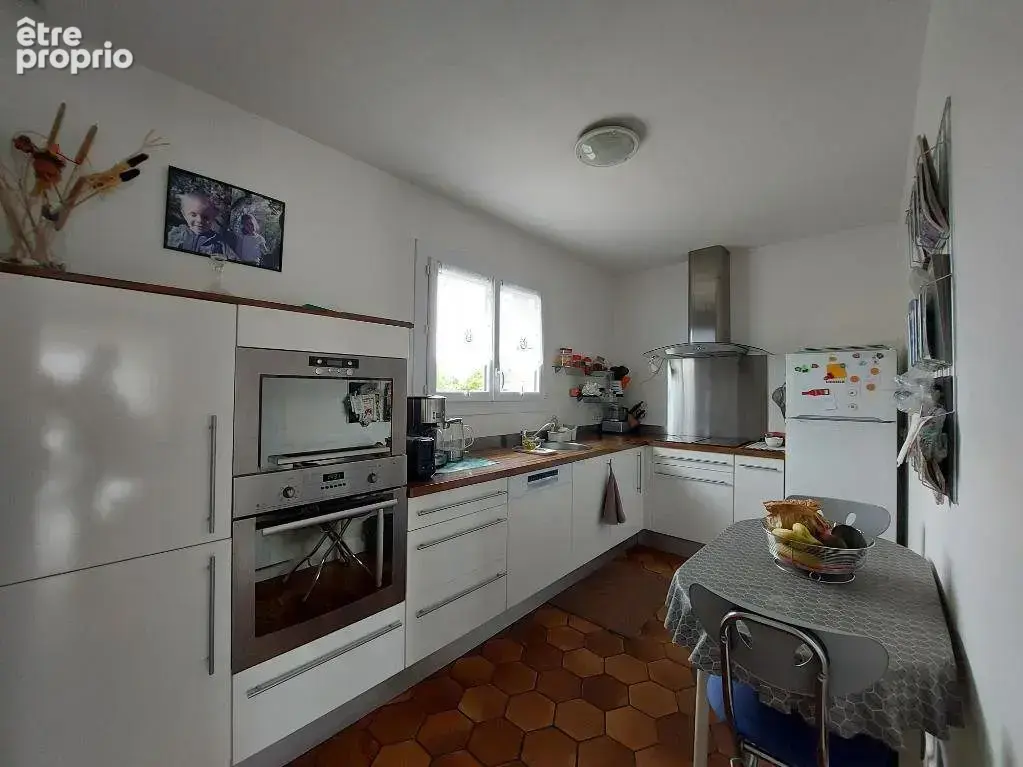 Maison 6 pièces 129 m² à vendre à Brehal (50290) - photo 2