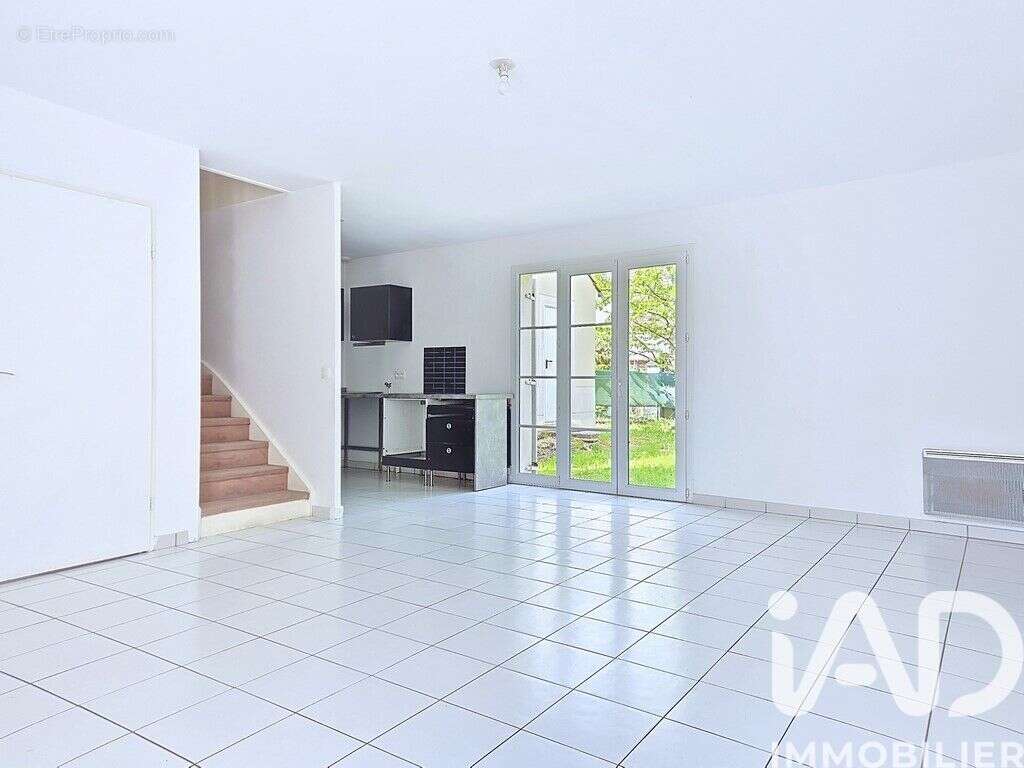 Photo 6 - Maison à MAGNY-LE-HONGRE