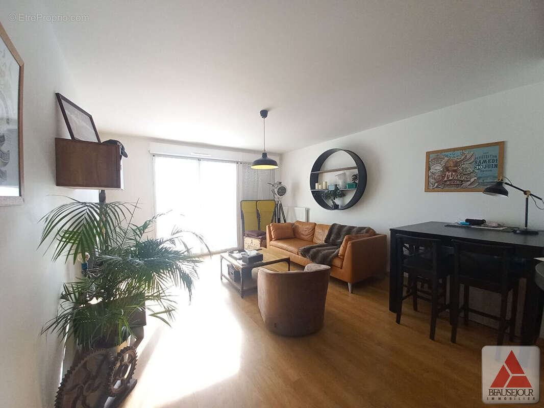 Appartement à COUERON