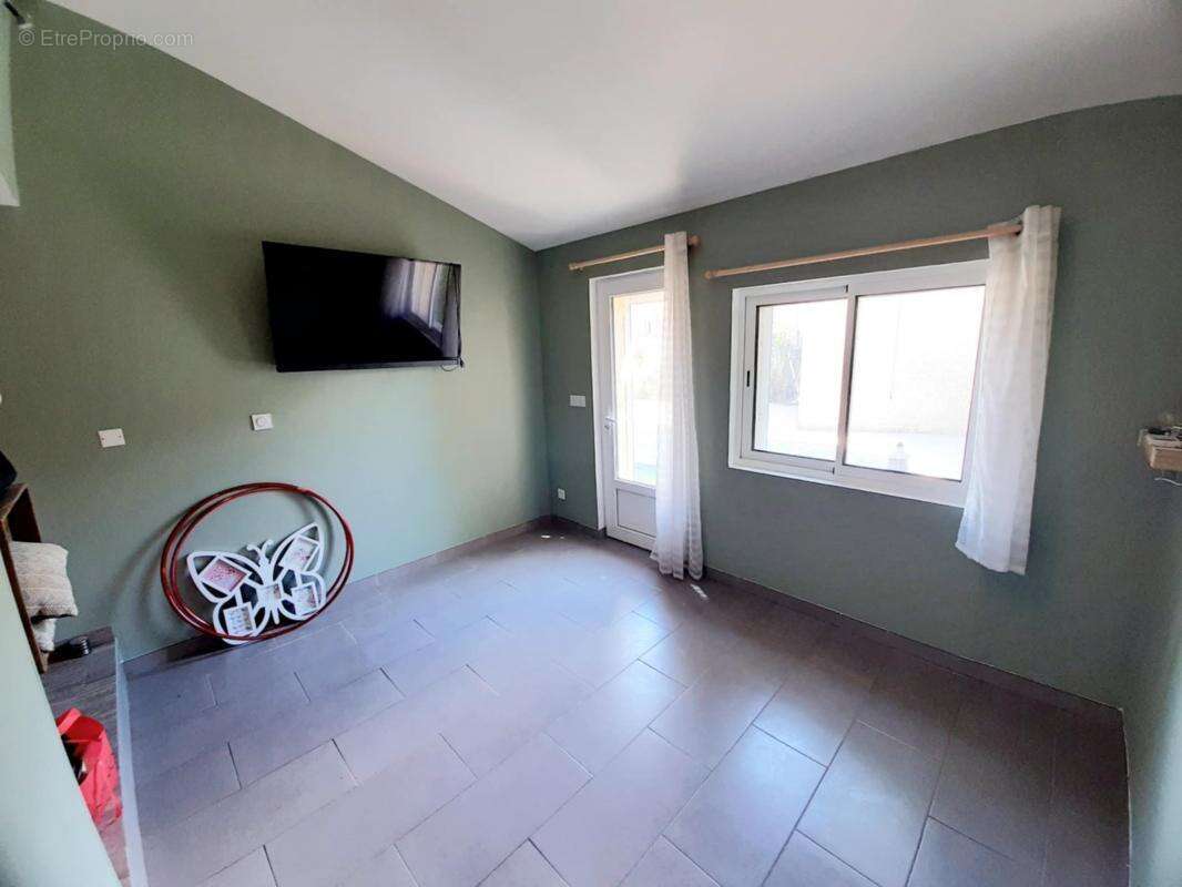 Maison à JONQUIERES