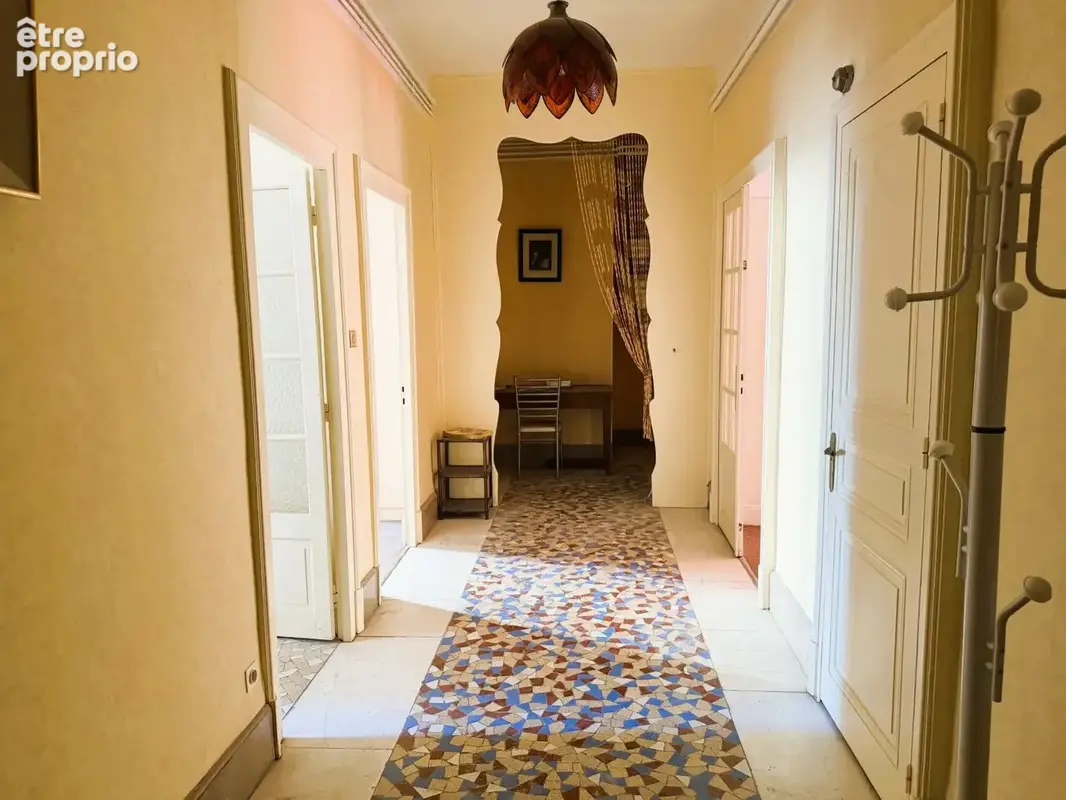 APPARTEMENT T3 traversant 92 m2 face aux parcs - photo 12