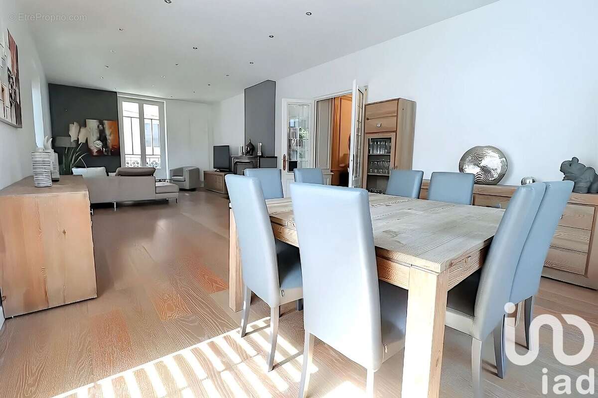 Photo 4 - Appartement à SAINT-ETIENNE