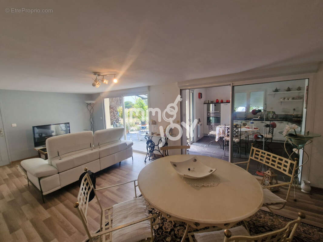 Maison familiale spacieuse de 213 m2 à Salles d'Aude, proche des plages - photo 16