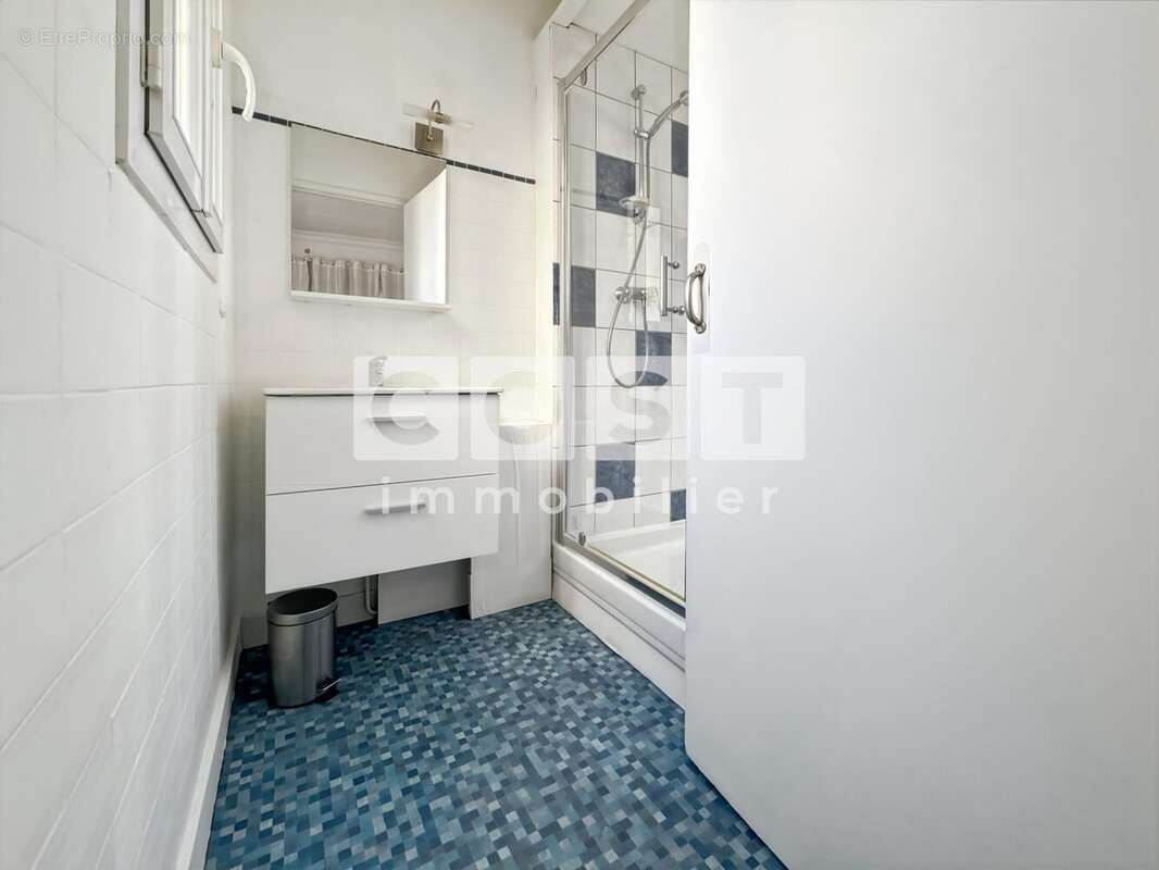 Appartement à COLOMBES