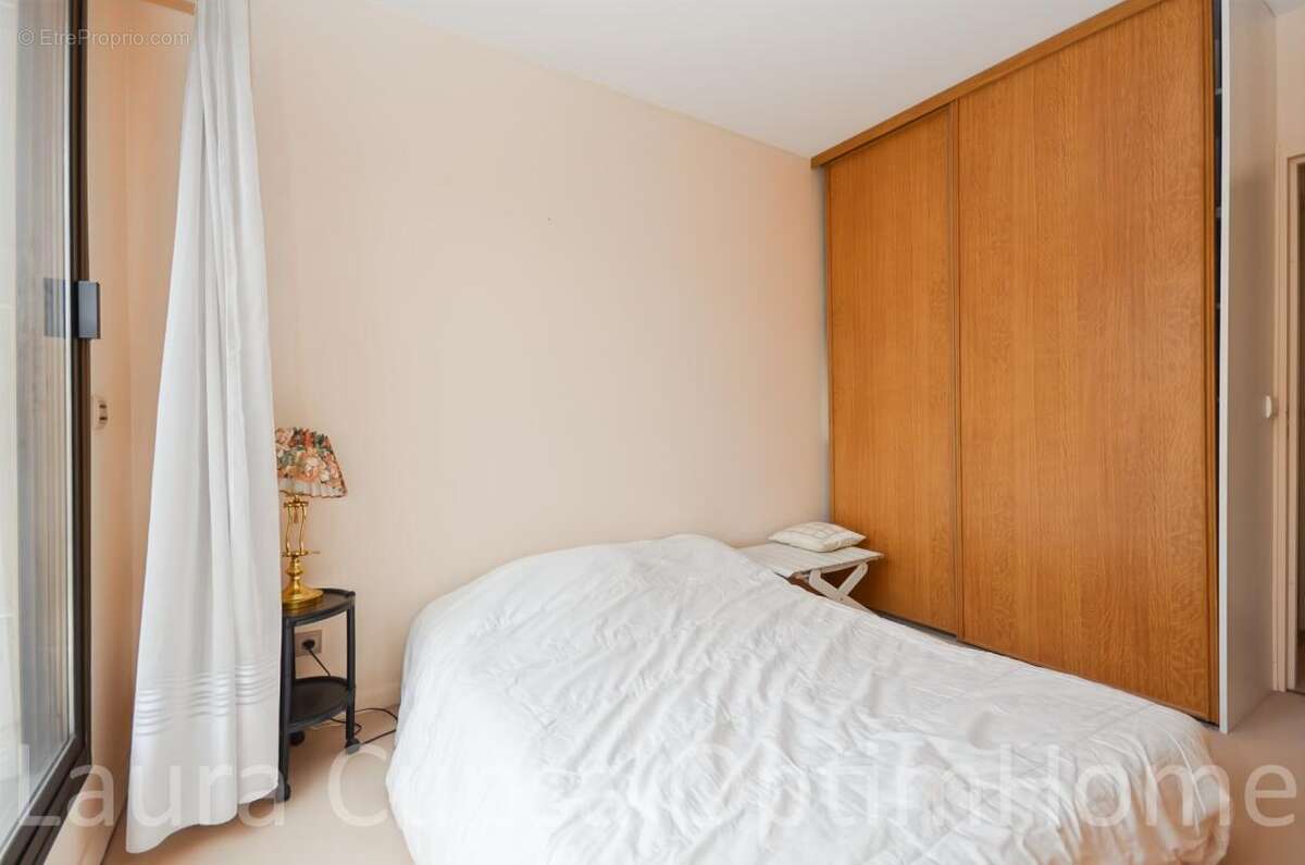 Bourg-la-reine -  5 min rer - 4/5 p -  94,08 m² - dernier etage - ascenseur - cave - double box - photo 17