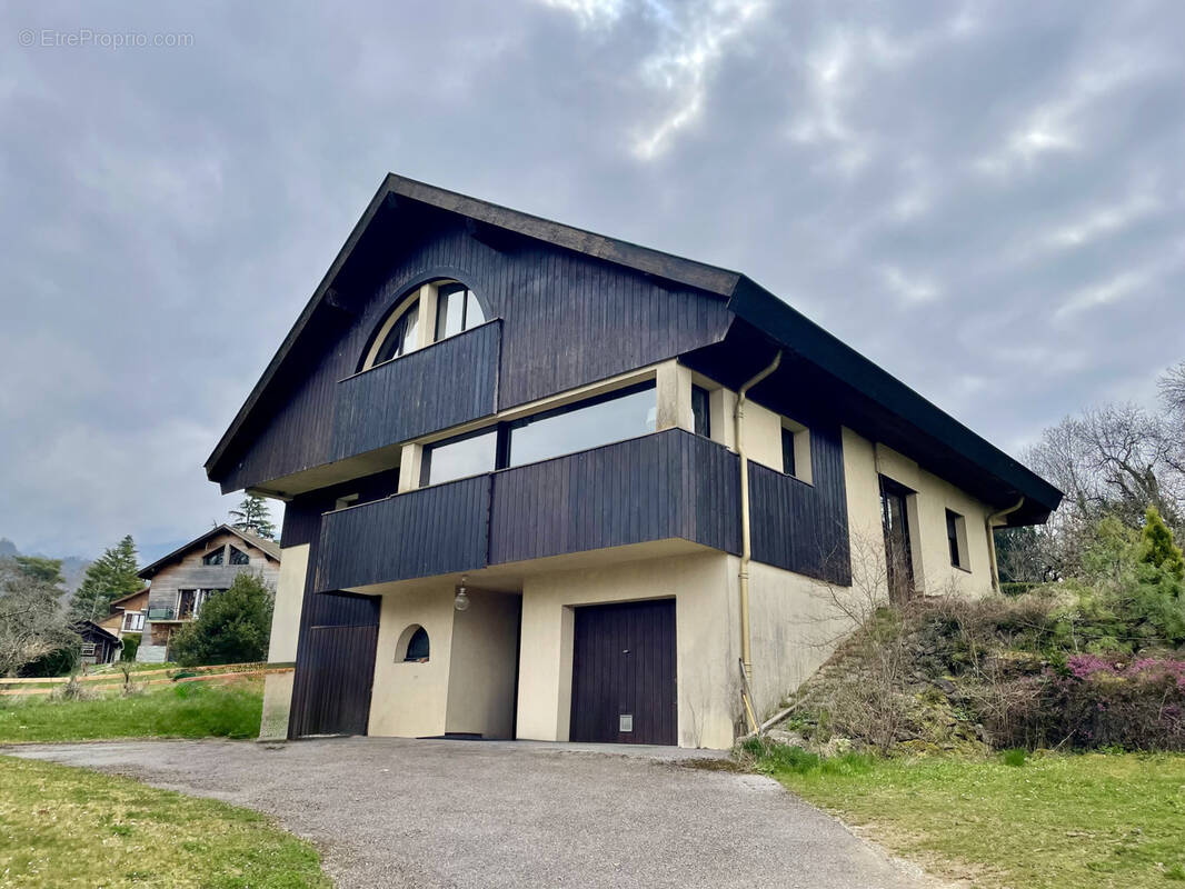 Maison à TALLOIRES