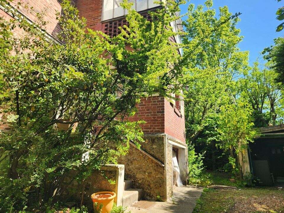 Maison à VAUCRESSON