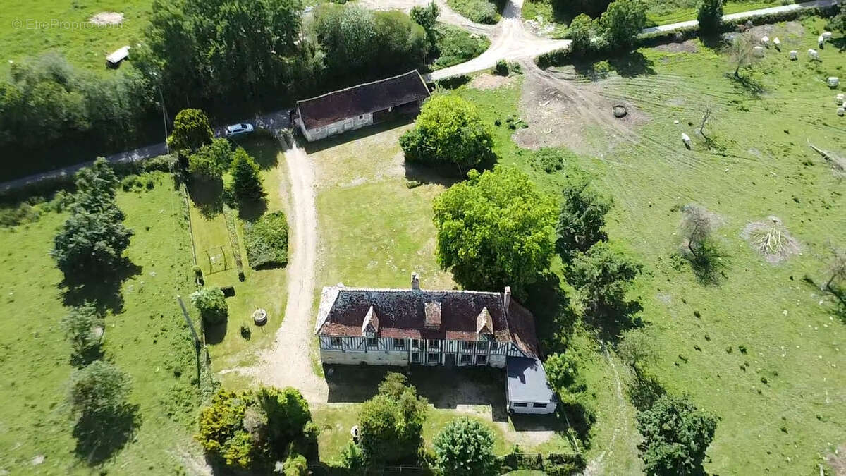 Manoir de Caractère Pierre et Colombages - 7 pièces dont 5 chambres - Dépendance - photo 20