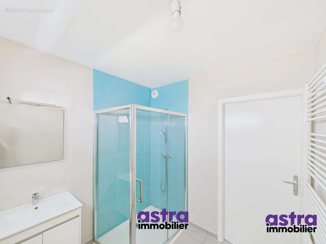 Appartement 46 m² à Saint-Louis  - photo 8