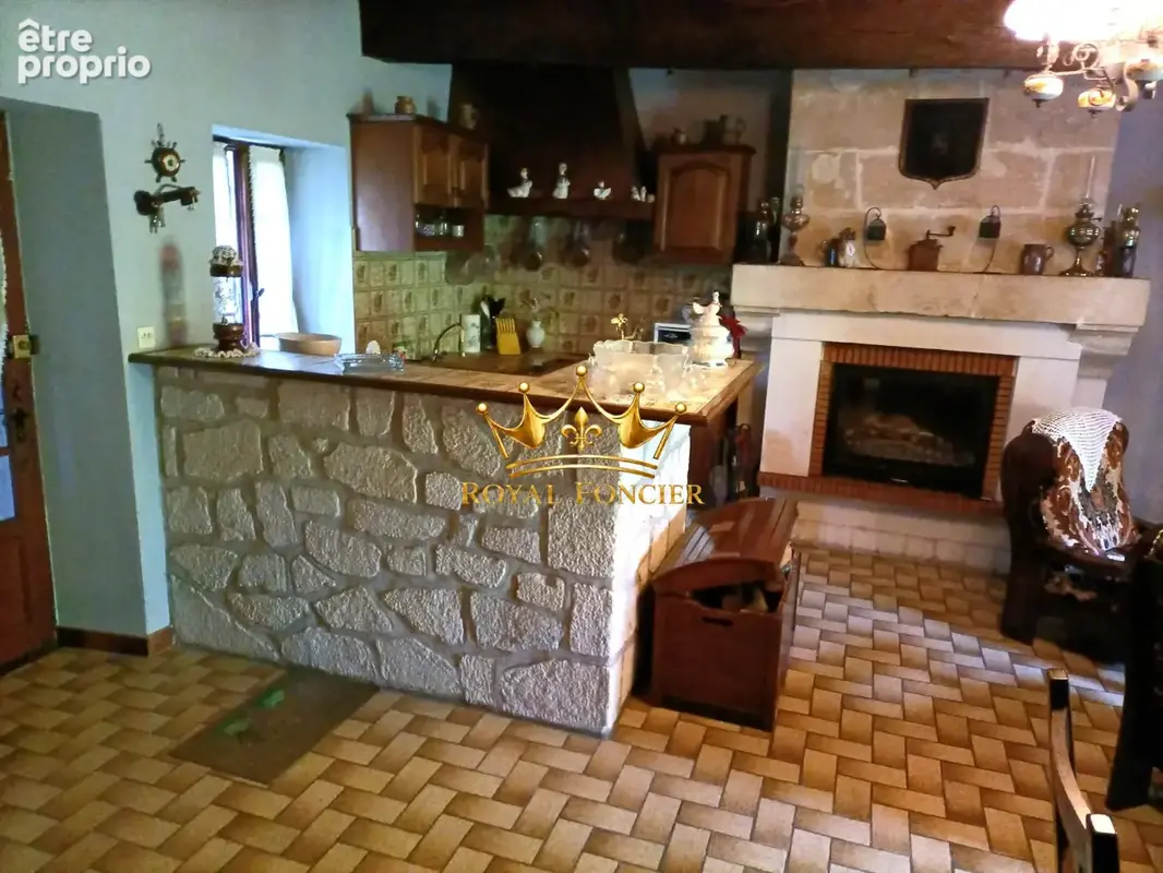 Maison 66 m² à Le Petit-Pressigny  - photo 3