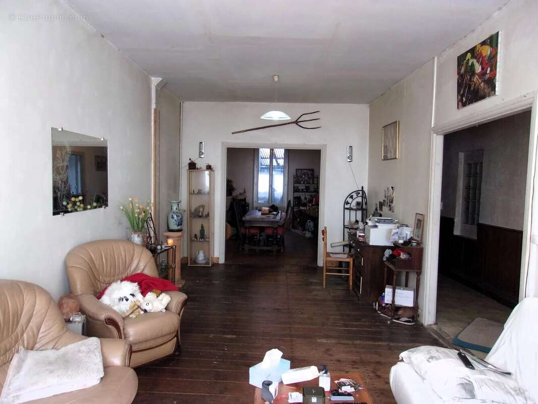 Maison de ville de 3 chambres avec jardin, cave et grenier - photo 10